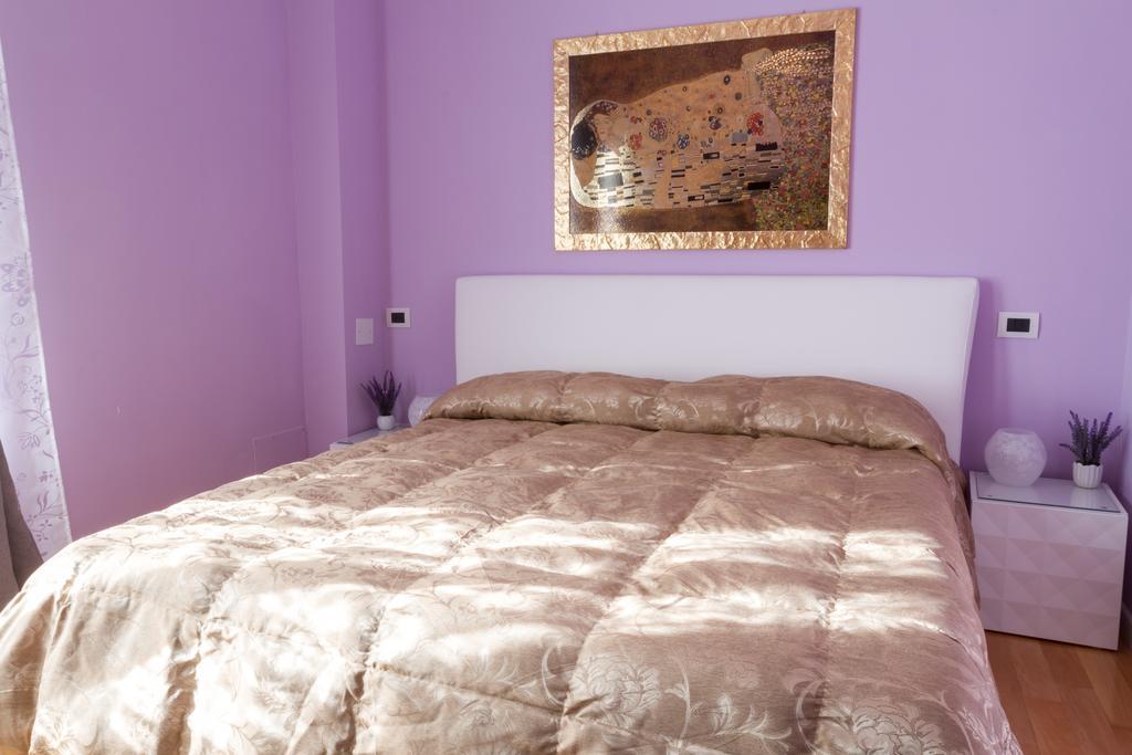 Bevilacqua Bed Roma Santa Croce Hotel Kamer foto