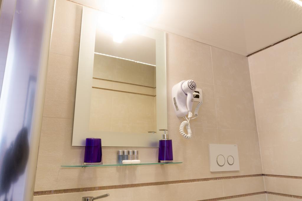 Bevilacqua Bed Roma Santa Croce Hotel Kamer foto